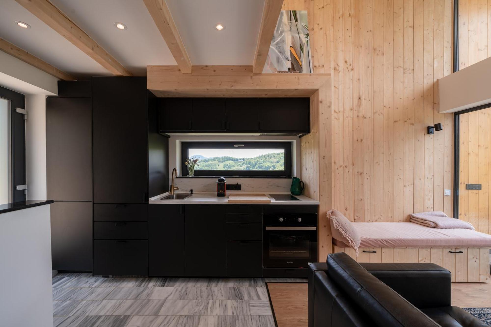 Amont Chalet Pestera  Luaran gambar