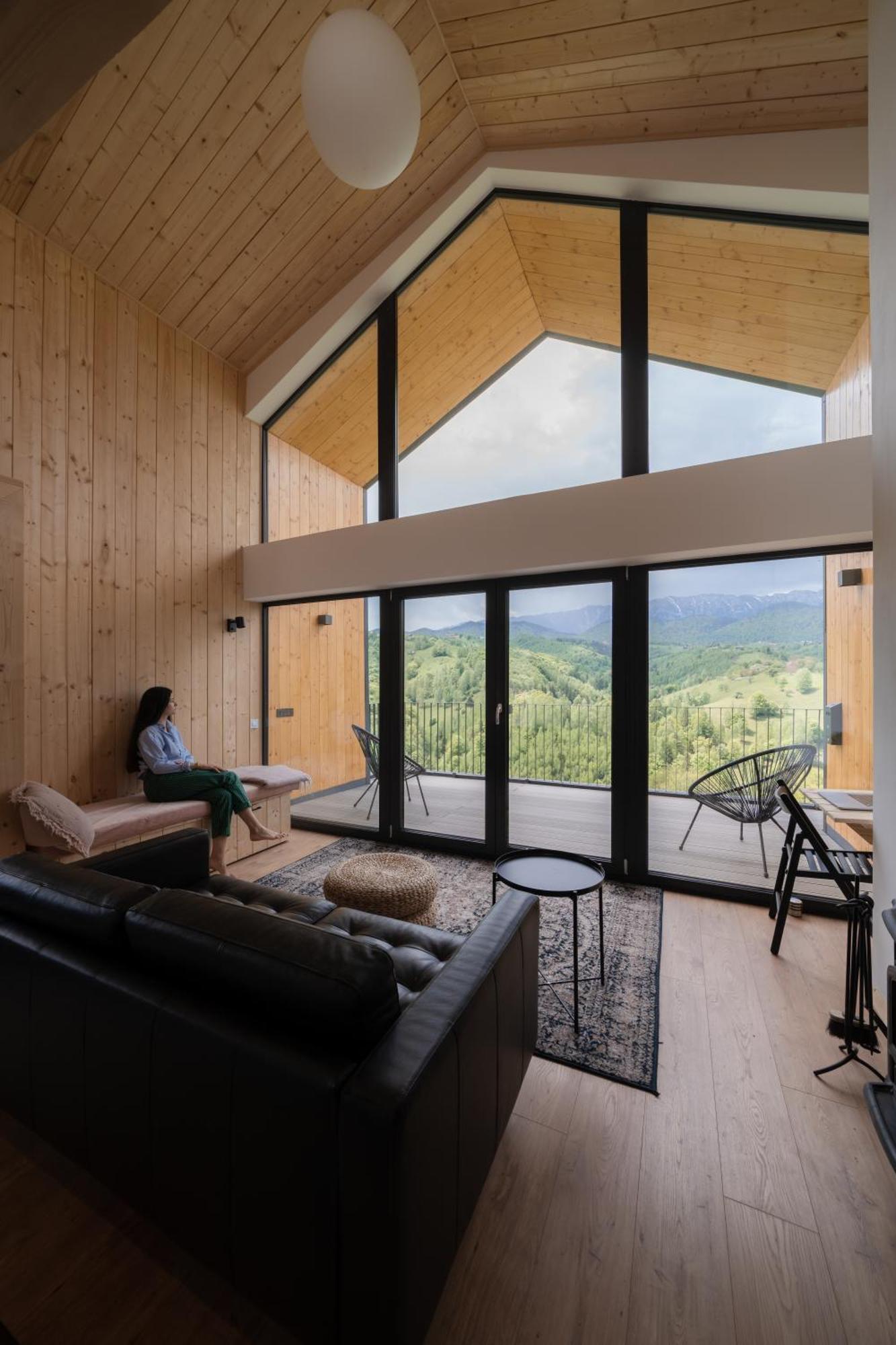 Amont Chalet Pestera  Luaran gambar
