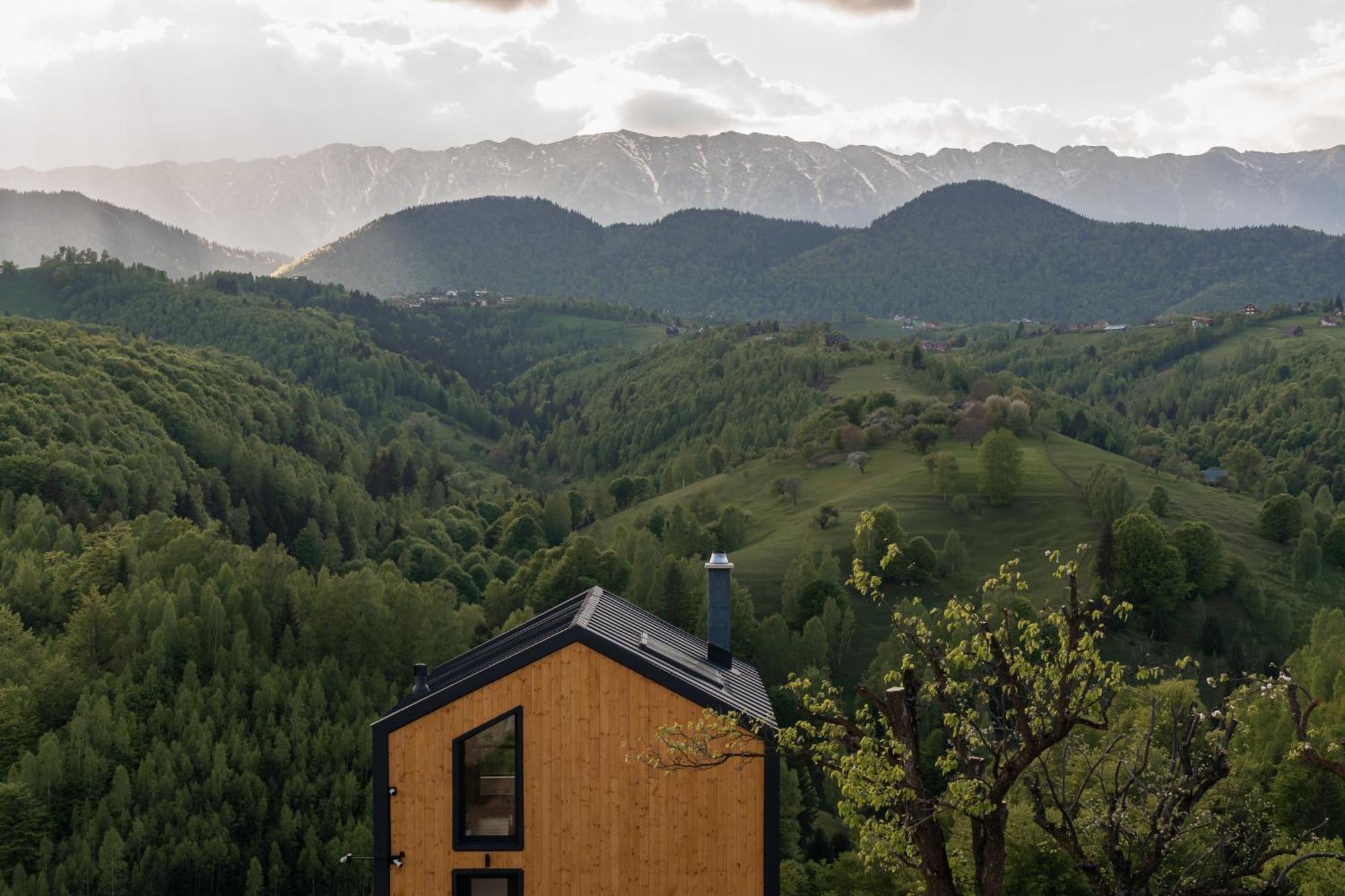 Amont Chalet Pestera  Luaran gambar
