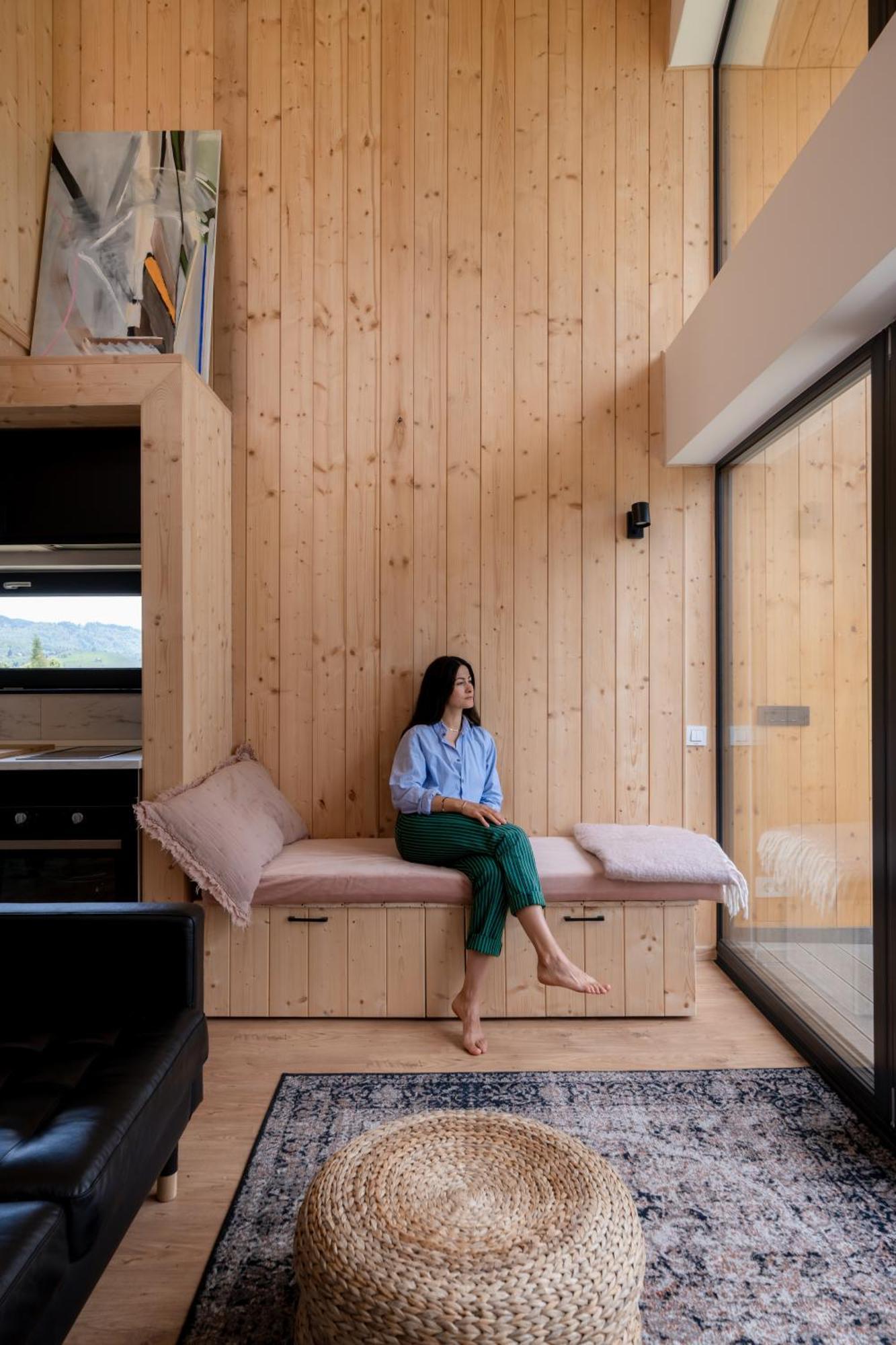 Amont Chalet Pestera  Luaran gambar