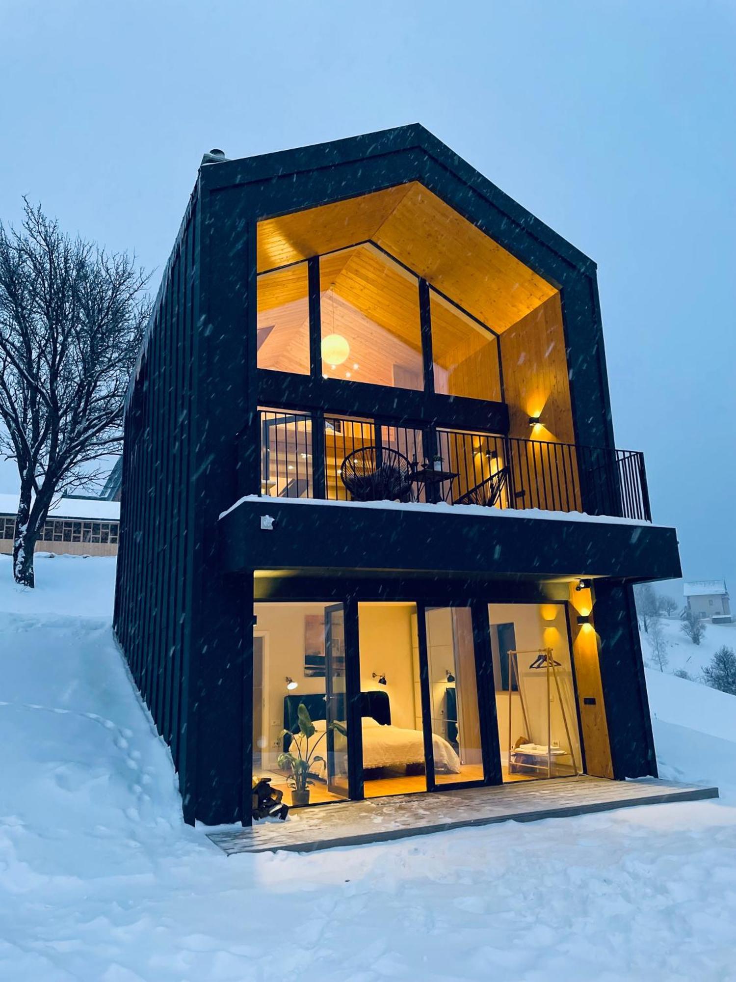 Amont Chalet Pestera  Luaran gambar