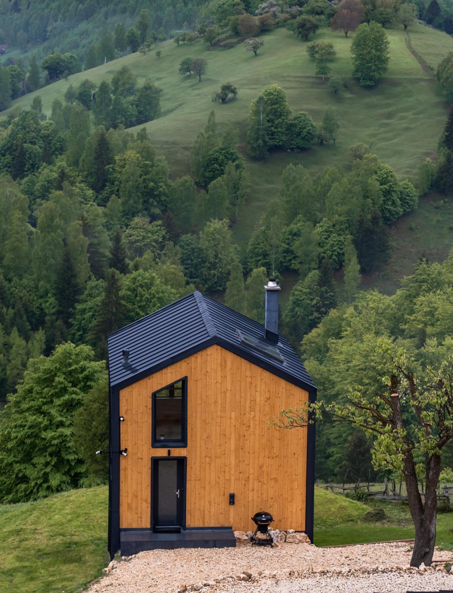 Amont Chalet Pestera  Luaran gambar